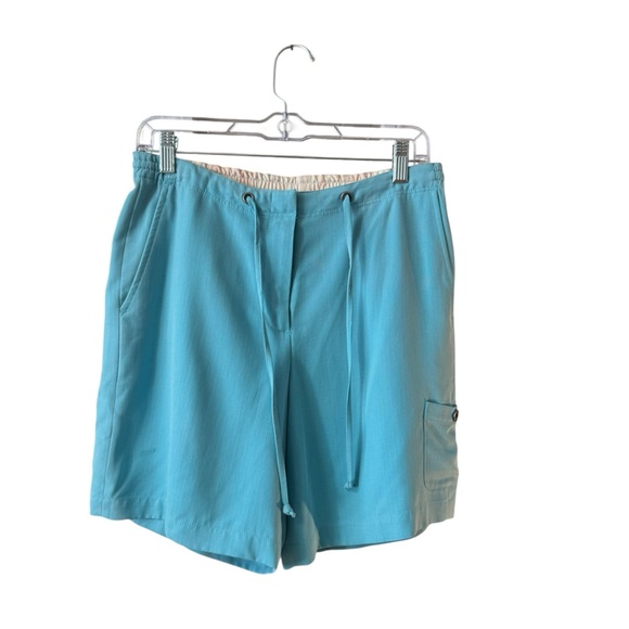 Tommy Bahama Pants - VINTAGE Tommy Bahama 100% Silk Shorts Size 6 Light Blue Resortwear Summer Casual